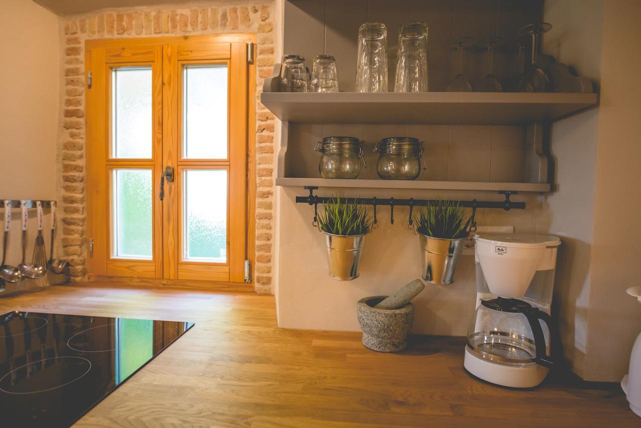 Holiday Home Jela Dobrinj Exterior photo